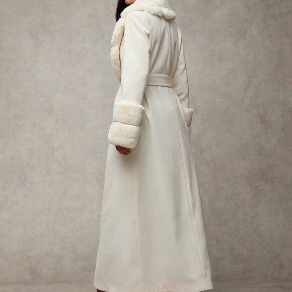 Apricot Elegant Women's Long Fluffy Shawl Coat - Picture 2 of 7
